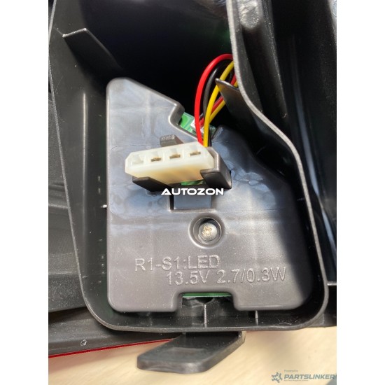 Fanale Posteriore destra NISSAN (DONGFENG) QASHQAI (J10) [ 2007 - > ] Depo 215-19L3R-UE